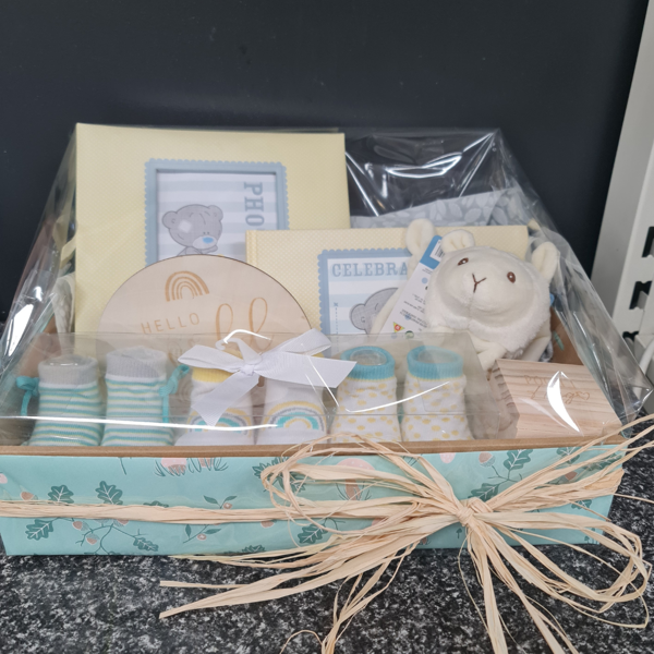 Baby Shower Hamper  | Welcome Baby Neutral