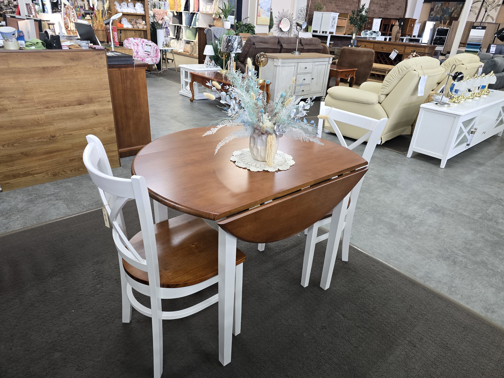Enchanted On Conadilly | Gunnedah: Florist - Furniture - Women's ...