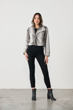 Grandient Colour Faux Fur- Cropped Jacket | Caju