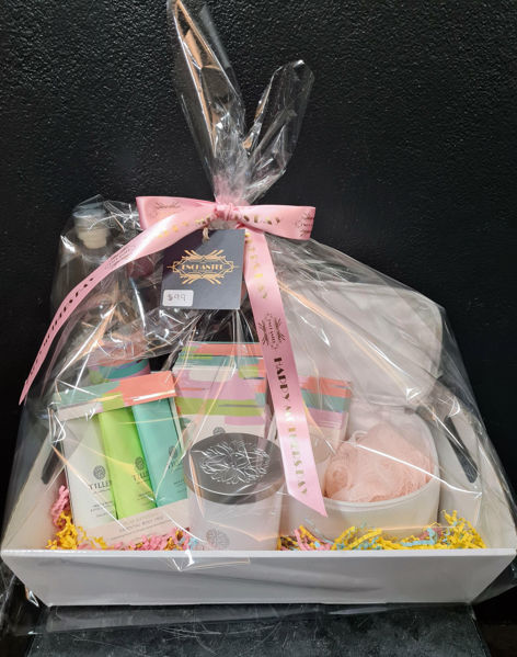Pear & Freesia Hamper Gift Pack | Tilley