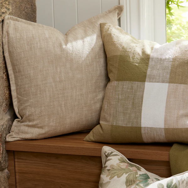 Lincoln Oatmeal Cushion | Madras Link